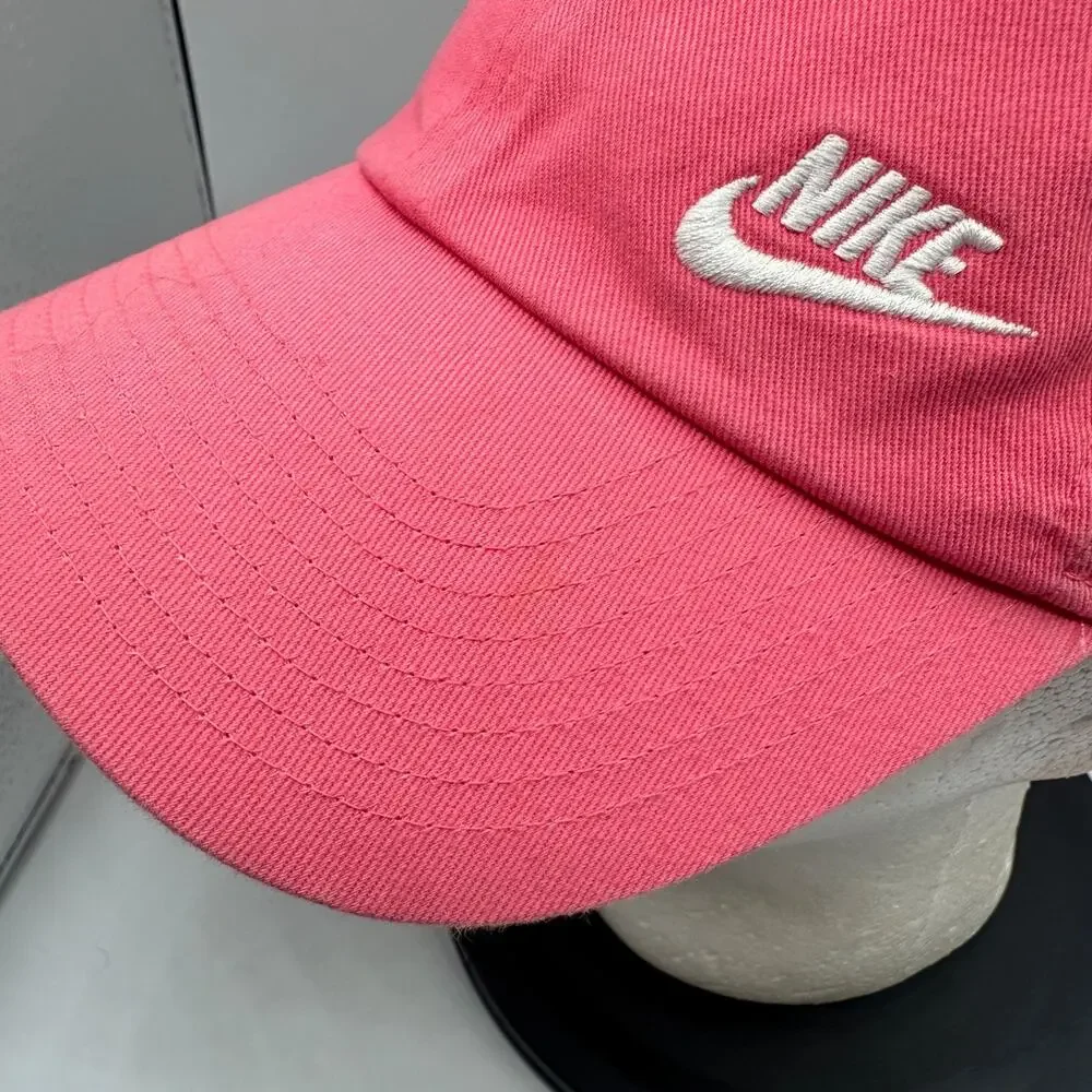 Nike hat used